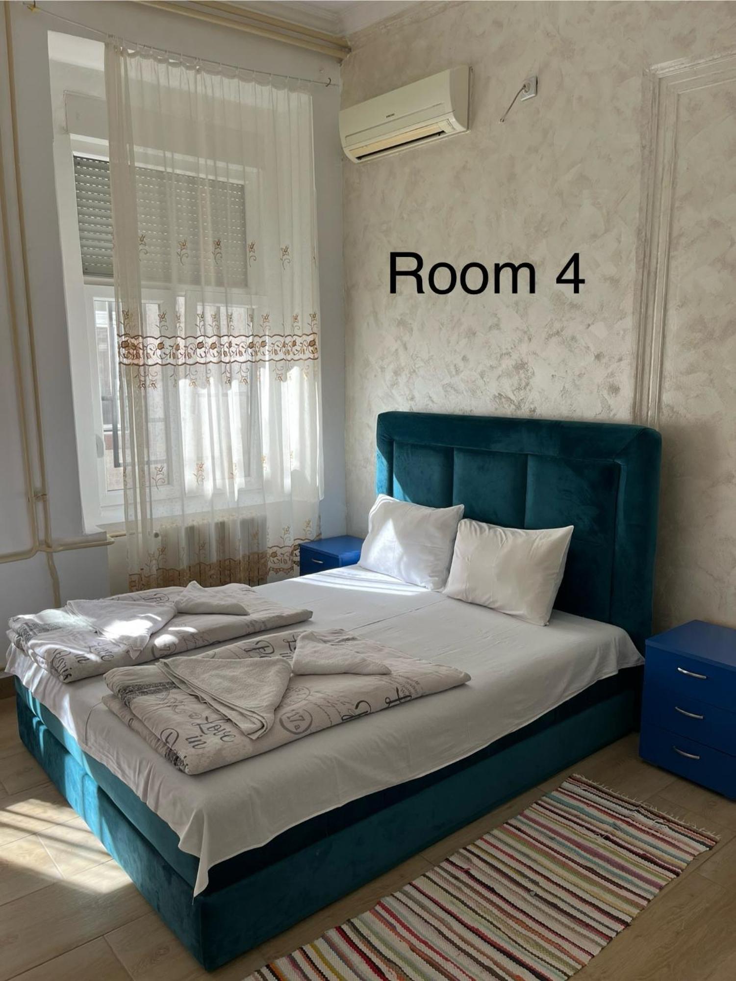 Sobe Sa Sopstvenim Kupatilom Private Rooms Bathroom In Center Novi Sad Exteriér fotografie