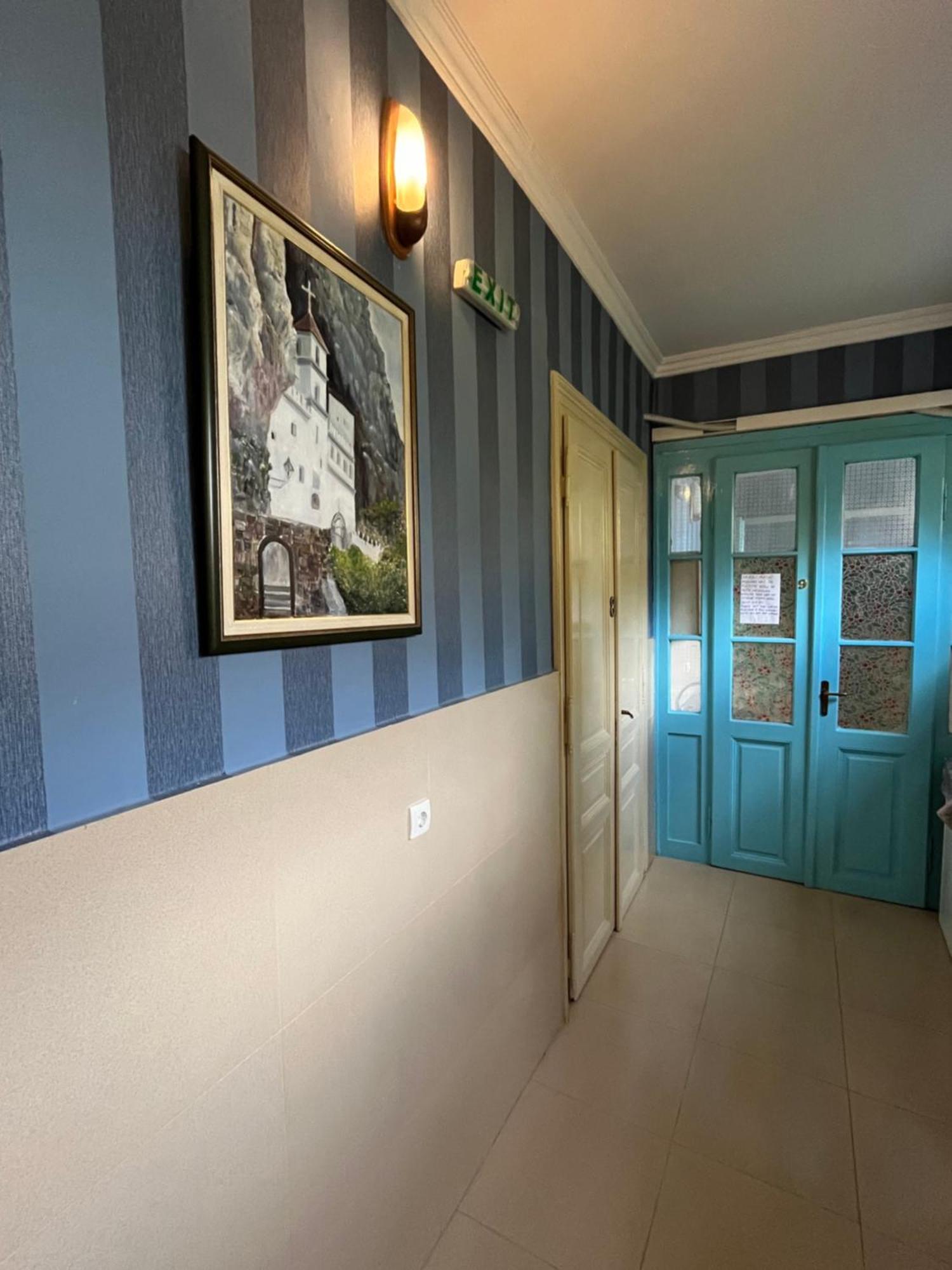 Sobe Sa Sopstvenim Kupatilom Private Rooms Bathroom In Center Novi Sad Exteriér fotografie